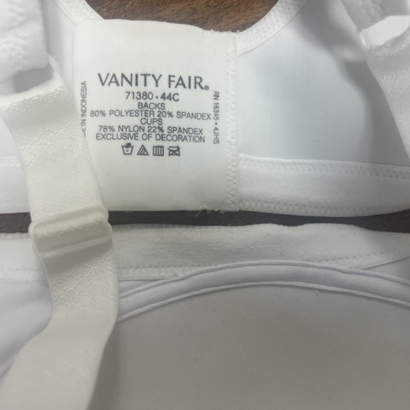 Vanity Fair, Woman Bra, White, Size 44C, Clasp Closure, Adjustable Straps.! - Picture 9 of 9